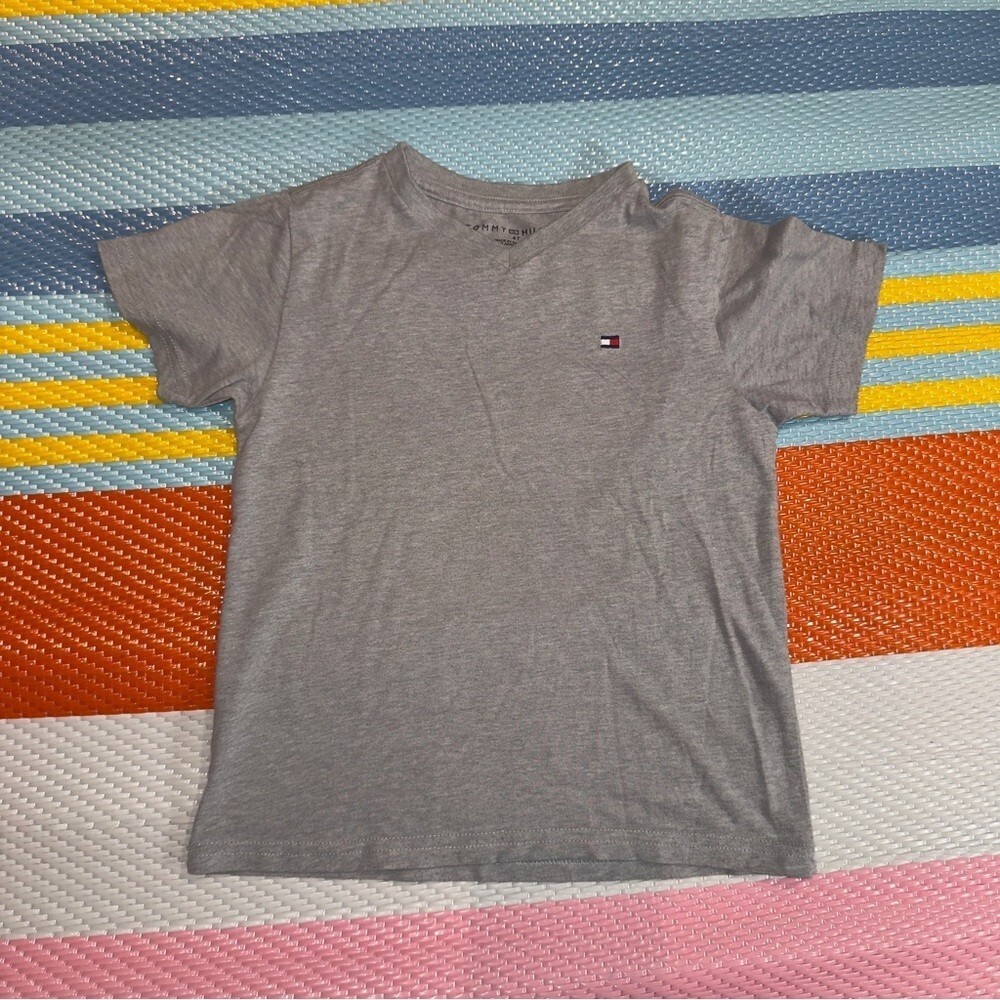 Tommy Hilfiger Heather Gray T-Shirt kids‎ Boys Size 4T